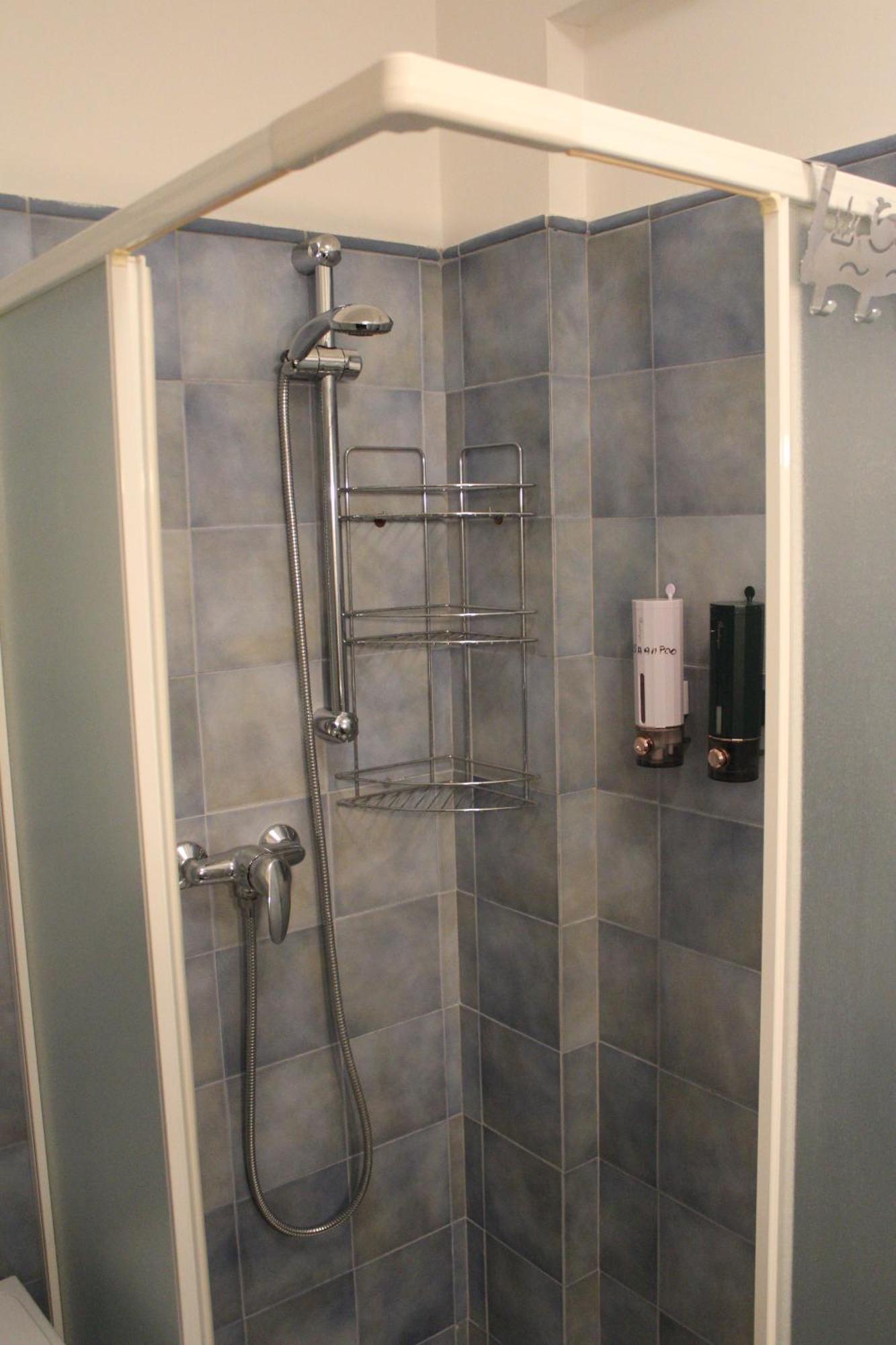 Casa Mira - Ampio, Fully Equipped E Zona Tranquilla Lejlighed Trieste Eksteriør billede